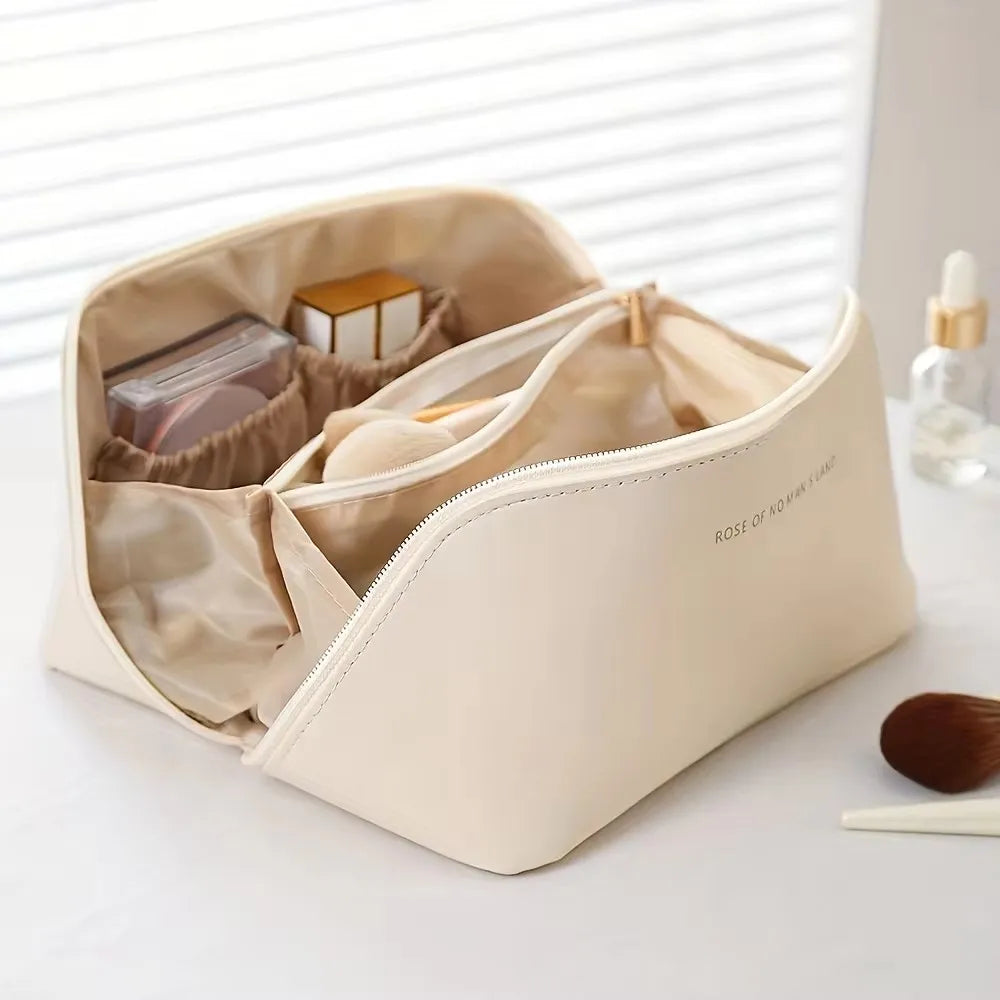 Stylish Makeup Bag - Practical and Fashionable Cosmetic Organizer